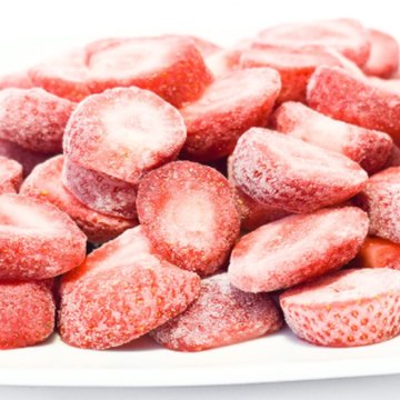IQF strawberry slices